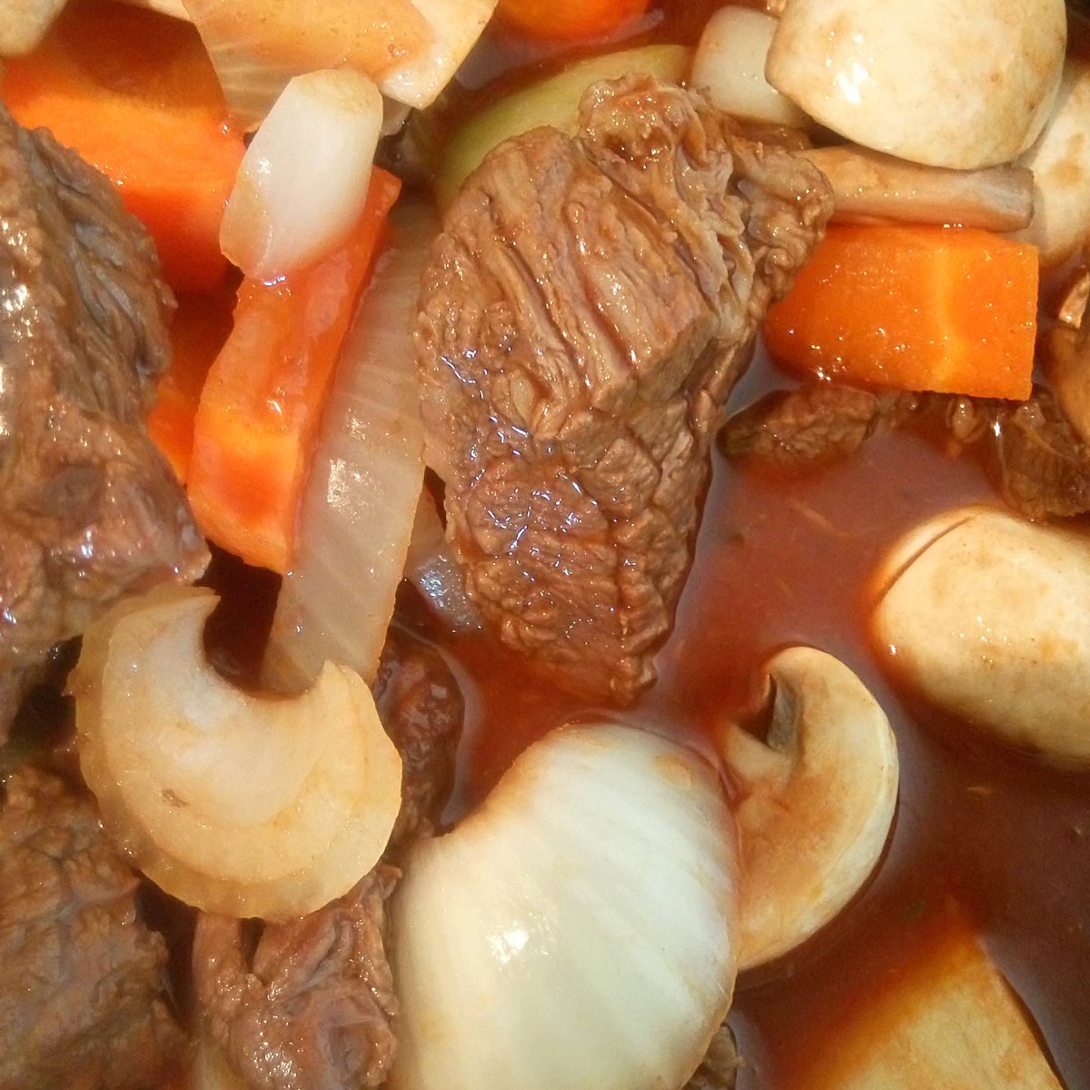 beek_sandra's tweet photo. Making #stew #food #Cooking https://t.co/h8yvG043qJ