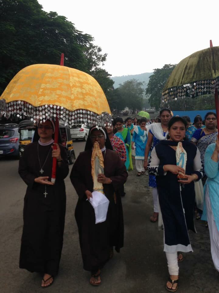 FrFranklin's tweet photo. #ThaneForane #Mathrusangam had conducted a #RosaryRally.
#SyroMalabar #IndianCatholic #DigitalKalyan #MarianRally #CatholicFocus #Mother https://t.co/alJTQILPdd
