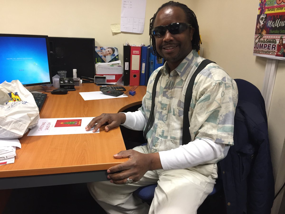 Great effort <a href="/nlenfieldteam/">Guardian&Independent</a> #salesday #80s