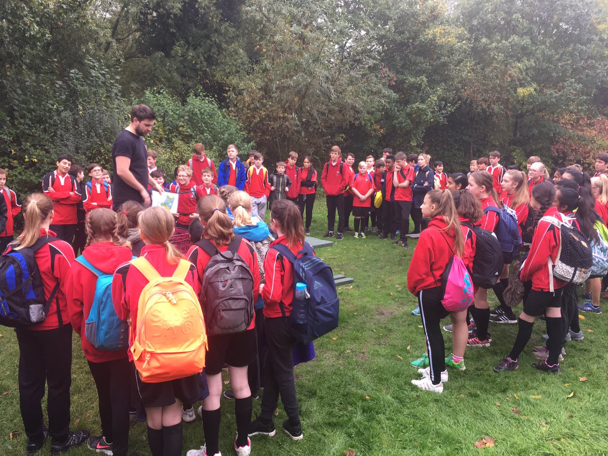 CamVC_PE's tweet photo. Year 9 are busy working together to win the Milton Park game. Good luck! #findthediamond #CEday #year9 https://t.co/9FmhNpsE5J