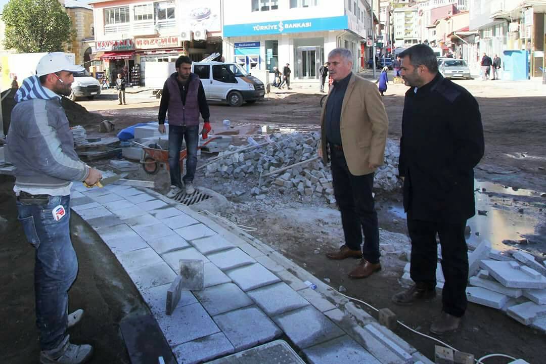 metememis69's tweet photo. Gece gündüz demeden, çalışıyoruz. Bu memleket hepimizin.  Birlikte başaracağız, birlikte yonetecegiz!
 #bayburt  #AkParti #iyiki https://t.co/Xz7K1xpG4Z