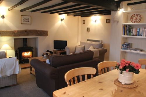 Lakes Cottage Holidays tweet media