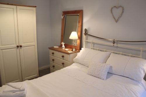 Lakes Cottage Holidays tweet media