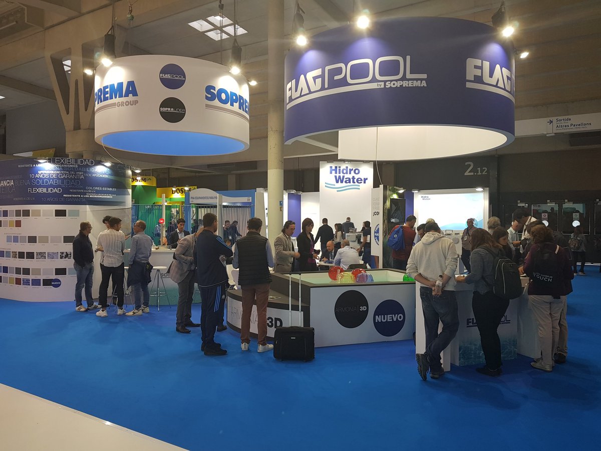 force_cedric's tweet photo. Très belle affluence au salon de la piscine de Barcelone. #SOPRALINER #FLAGPOOL #SOPREMA @PiscinaWellness https://t.co/oh2GSjLQEl