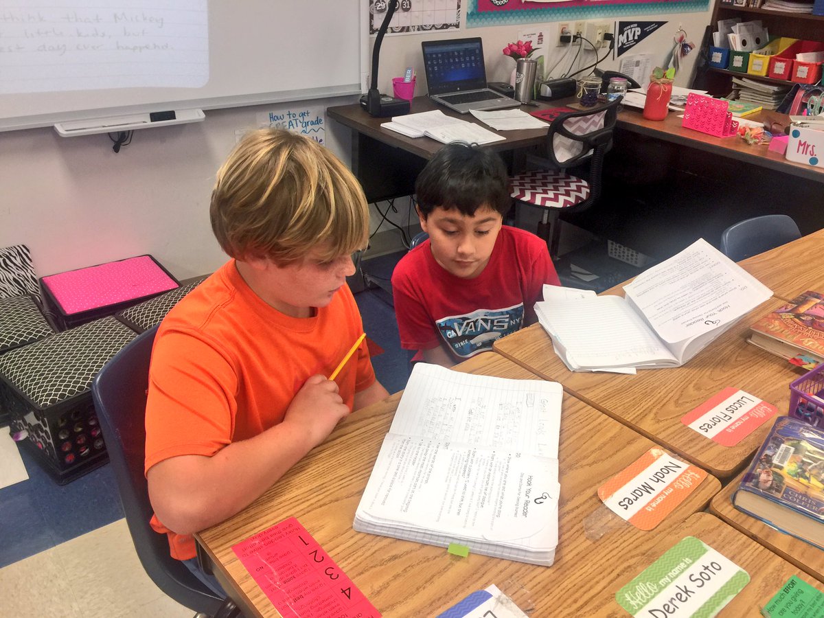 alisonlee31's tweet photo. Writers sharing their great beginnings with a classmate to choose the best way to "hook" their reader! @happytobeahusky @darynpolanco https://t.co/Vb6i9UJa8B