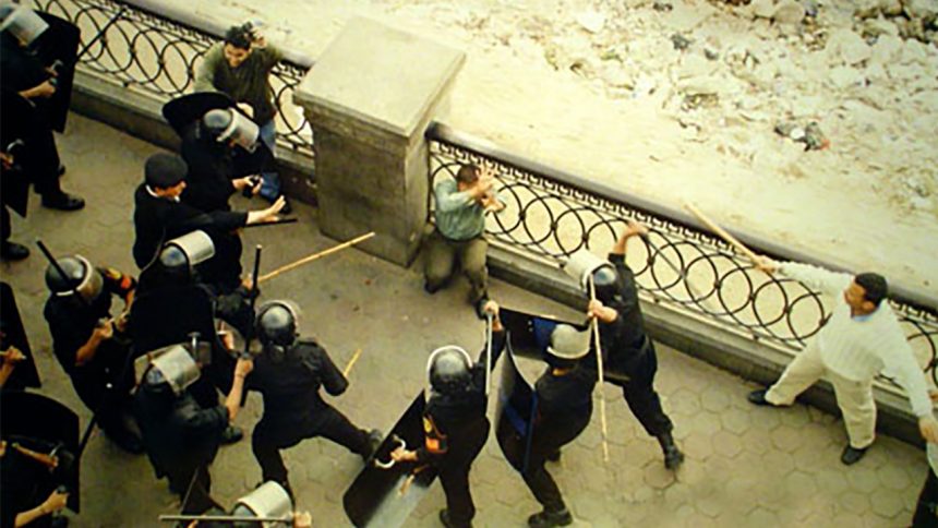 matthimon's tweet photo. BKA sagt Lehrgang zu Internetbeobachtung in #Ägypten ab, baut Kooperation aber weiter aus:
https://t.co/Huw1F3tr9v
#MerkelSisi https://t.co/JE7Mq8IRg2