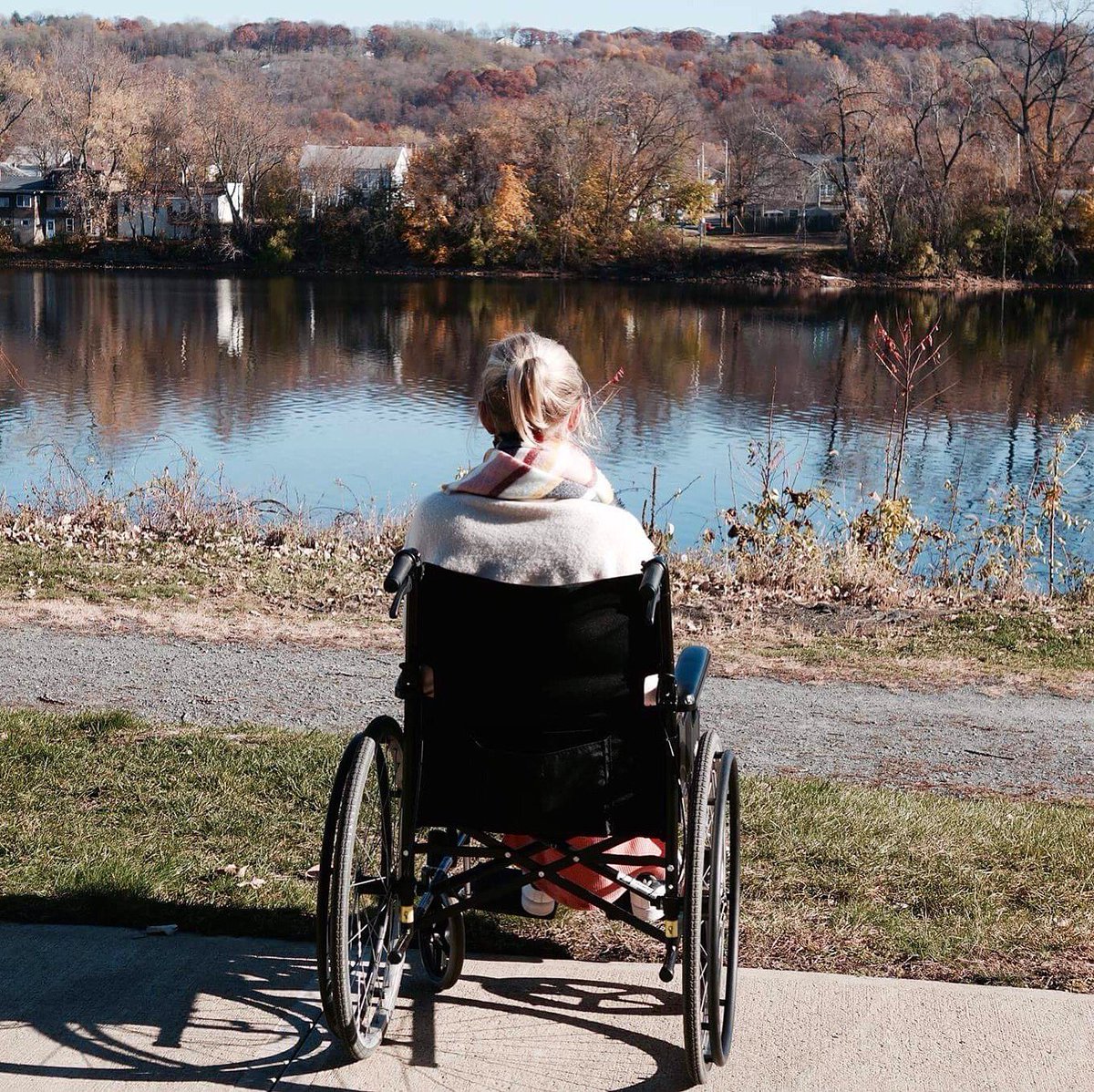NEW POST: Recent struggles &amp; regaining perspective 💭💚 #lymedisease #lyme #chronicillness #chronicpain spooniesophia.com/2017/10/16/rec… <a href="/UKLyme/">Lyme Disease UK</a>