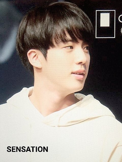 archivehyungs's tweet photo. [PREVIEW] puma's fansign https://t.co/qc0aKGrecv