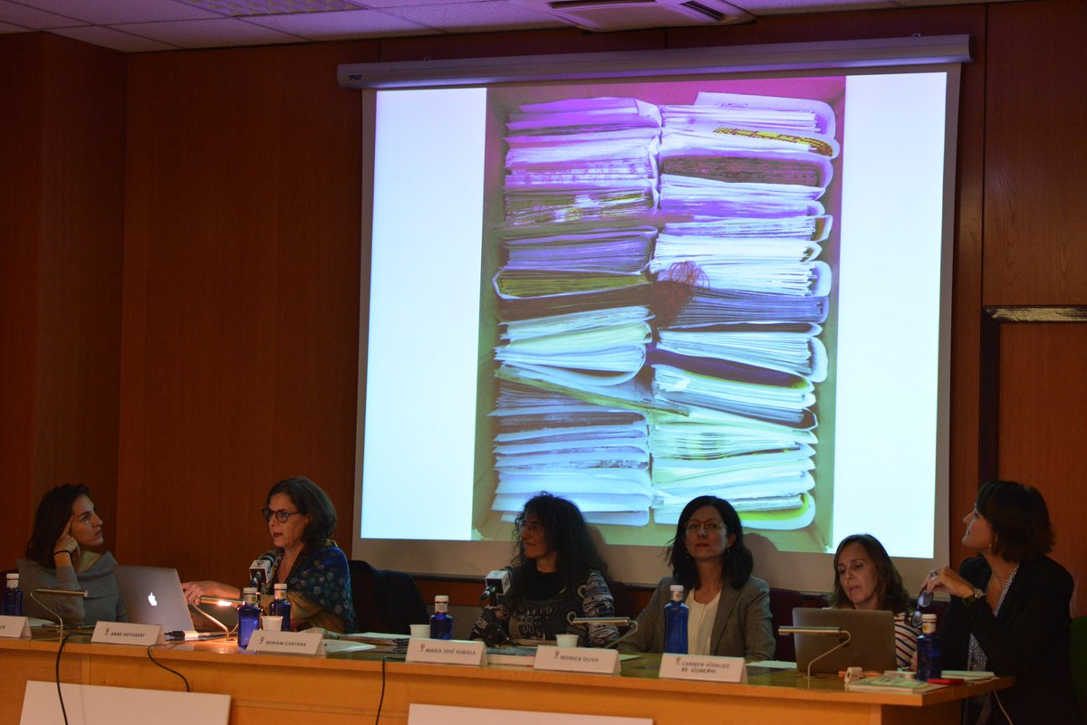 "El #pliegoEC: la promesa escondida en el splash y en la frontera", la crónica del encuentro con EL PLIEGO/LE PLI/A FOLDER vía <a href="/TribunaComplu/">Tribuna Complutense</a>
Recuerda que la #expo <a href="/bbaaculturaUCM/">bellasartesUCM</a> sigue abierta hasta el 3 Nov
 tribuna.ucm.es/43/art2947.php…