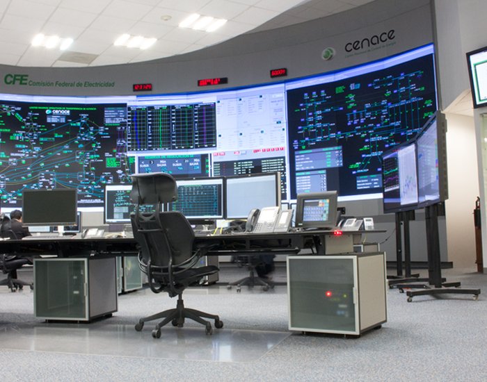 Gesabgroup's tweet photo. Tecnología audiovisual para salas de control by @Gesabgroup https://t.co/C03I5o9hBP #centrodecontrol #consoladecontrol https://t.co/N8EqkRzjmS