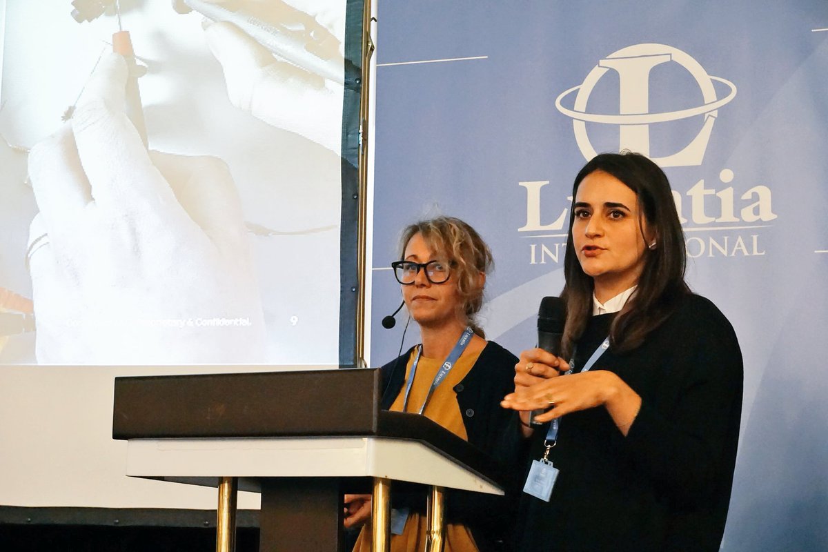 Luxatia_intl's tweet photo. @ericamoreti & Roberta Bianco from @_Continuum giving an interesting case study on Nomad Services @ #DesignThinking2017 Summit https://t.co/bZXLrnRQPY