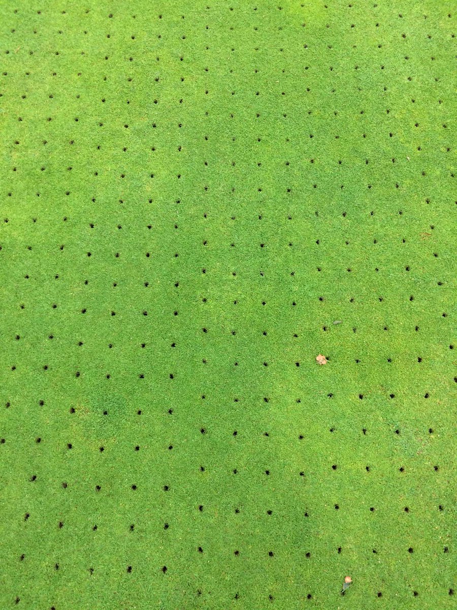 Fineturf's tweet photo. Green aeration today at Newark Golf Club. https://t.co/INUJU18iRH