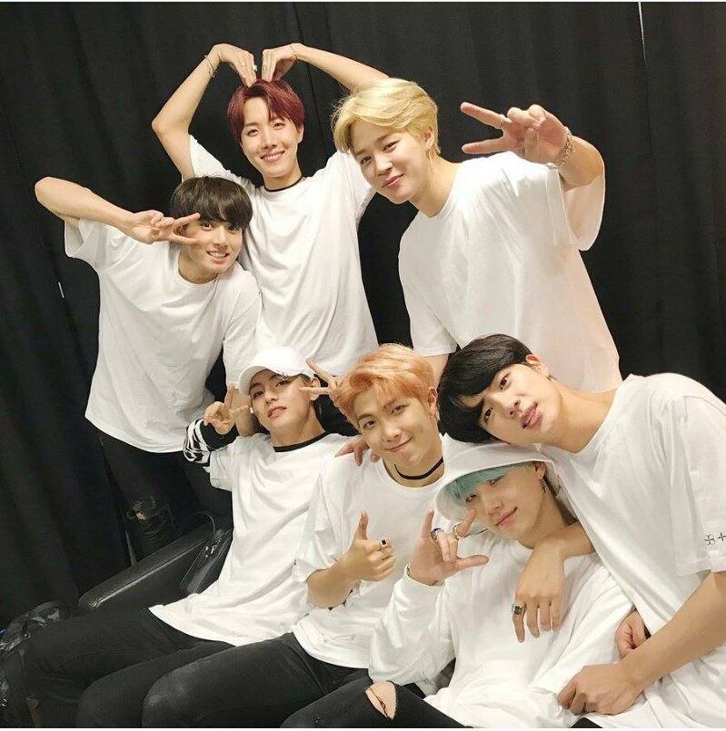 vickykessia's tweet photo. #BTS_MAMA_VOTE #MPNbts https://t.co/GJnNQyspUy