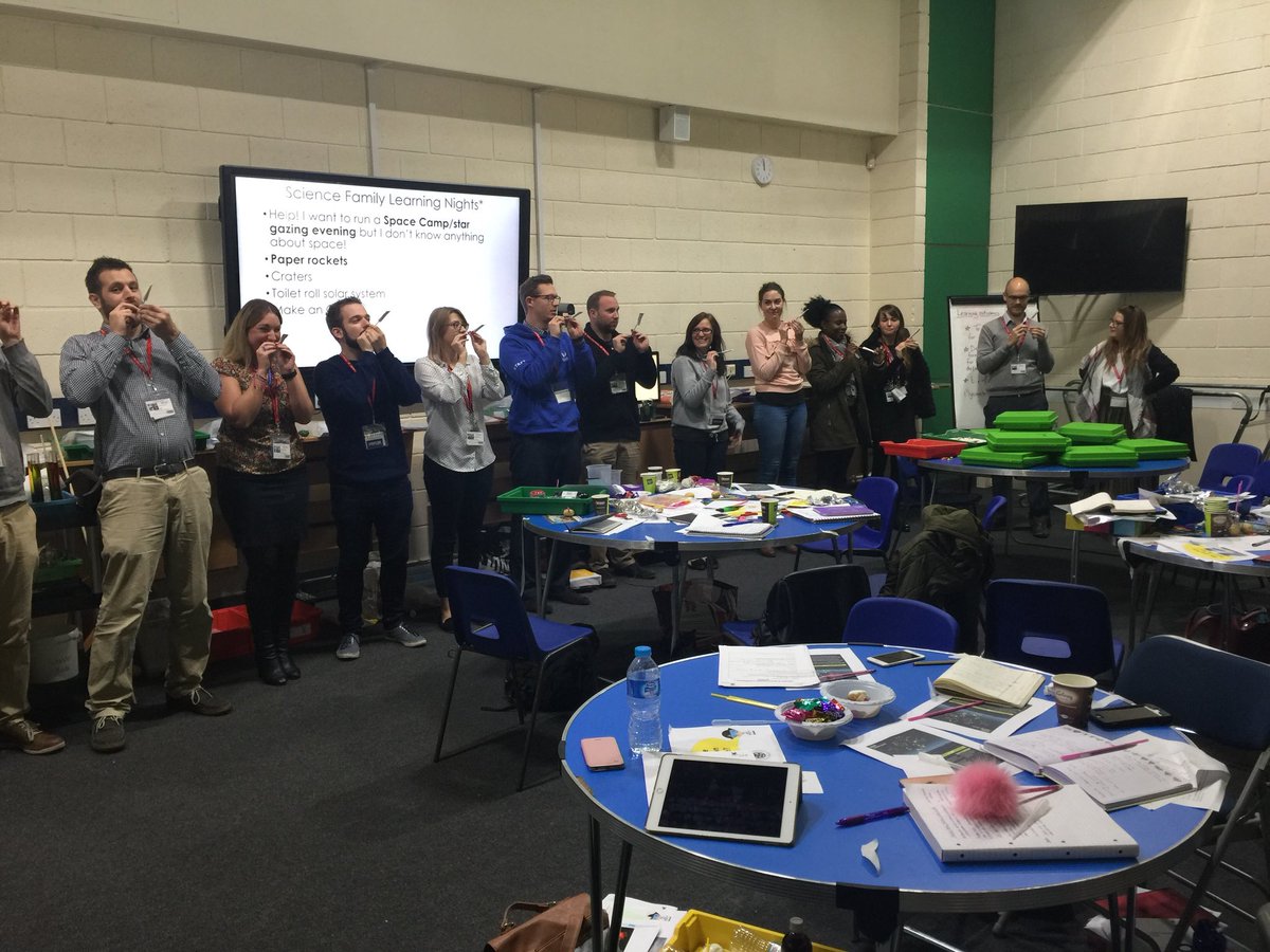 MrsSingleton's tweet photo. Straw rockets! Brilliant for engaging primary students and encouraging problem solving and evaluating your creation! #PSC17 @GLFSchools https://t.co/bwzdmQGpg0