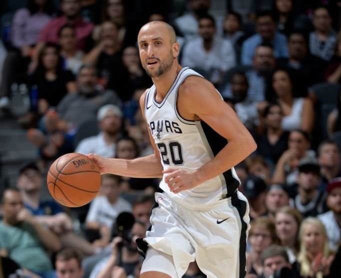 IbholaDeportes's tweet photo. #NBA 🏀| Gran inicio de temporada para Manu Ginóbili: 9pts, 3reb, 4as en la victoria 107-99 de San Antonio sobre Minnesota. https://t.co/mBLRFOOMqV