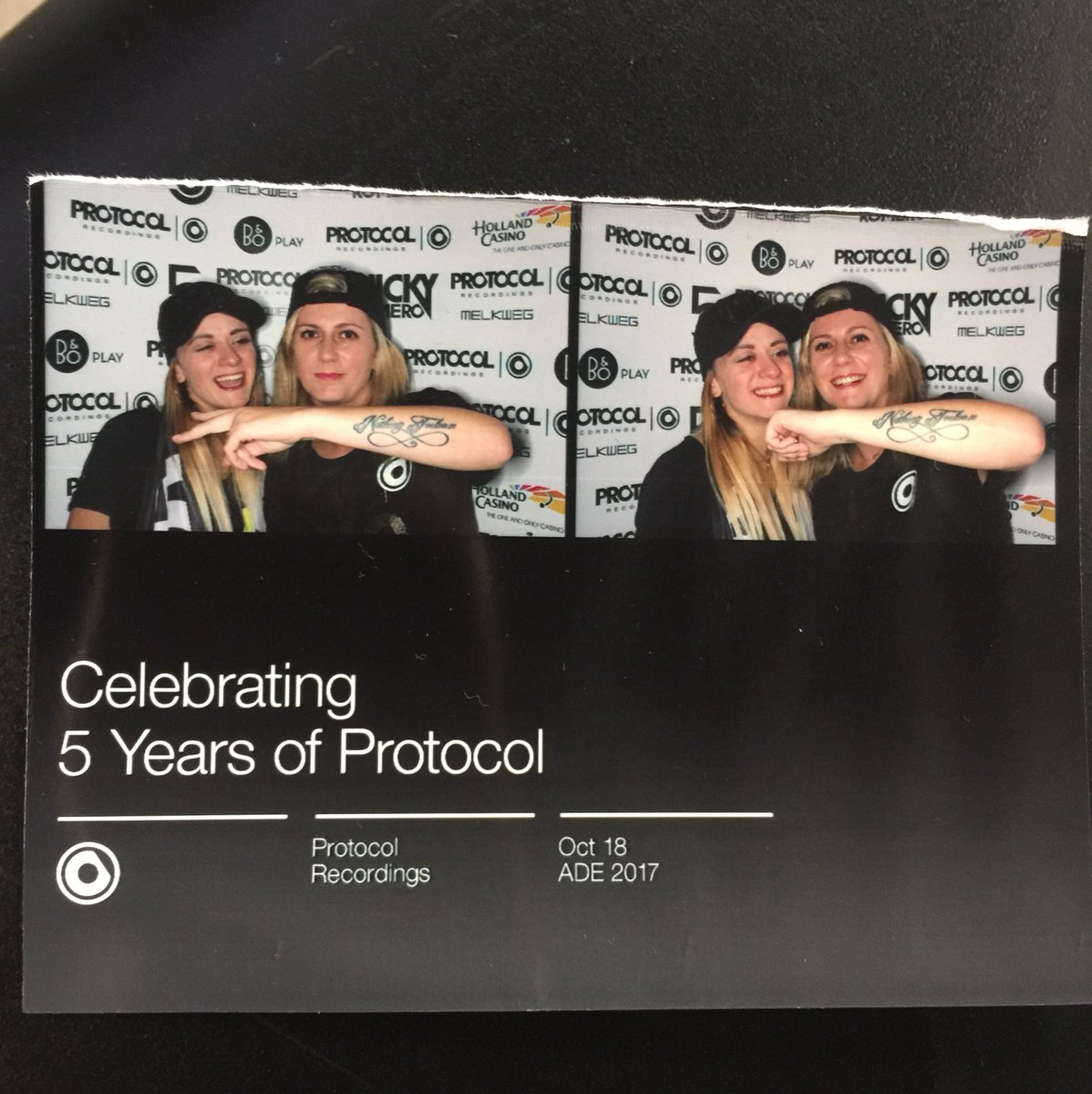 omorfitkata's tweet photo. The other part of the foto π
@ImSoNickyRomero what a night πππ₯π₯π₯ @nickyromero #ProtocolADE https://t.co/jrITH6O0vS