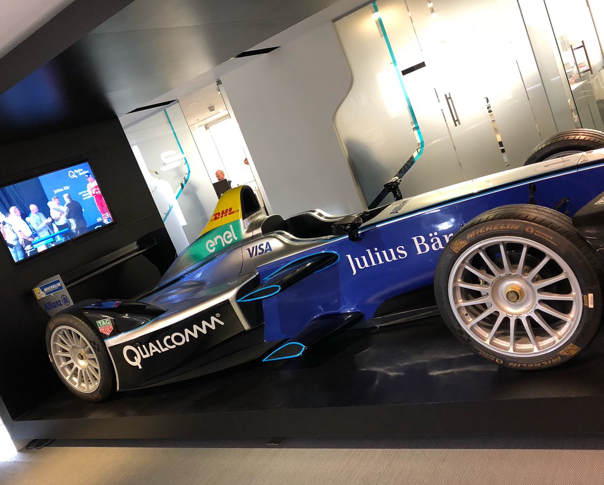 jamprojectsllc's tweet photo. Cheers to our friends at @fiaformulae! Brewing up some amazing plans for the 2018 #NYCePrix #JAMProjects https://t.co/ZpQALDZmpS