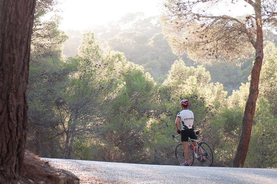 condoscascos's tweet photo. Así es Alicante. Un gran destino para la práctica de deportes al aire libre, tu eliges mar o montaña? @Alicante_City @GVAAlicanteVOR #biktra https://t.co/KzfG71VLp6