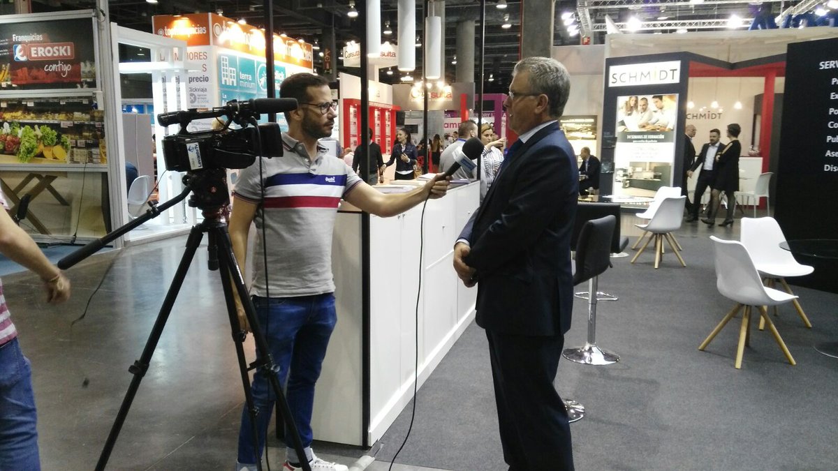 Acercando un poco más el modelo de franquicia al espectador, nuestro director Santiago Barbadillo para <a href="/Levante_TV/">Levante TV</a>  en el <a href="/sifco/">SIF Valencia</a> #SIF2017