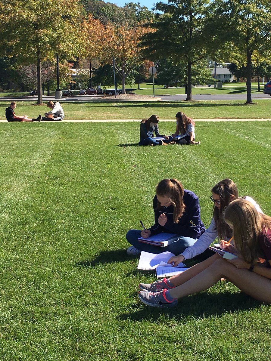 FrogsMath's tweet image. Sunshine and scientific notation- what a great way to spend math class!#MASDProud @FrogsMath