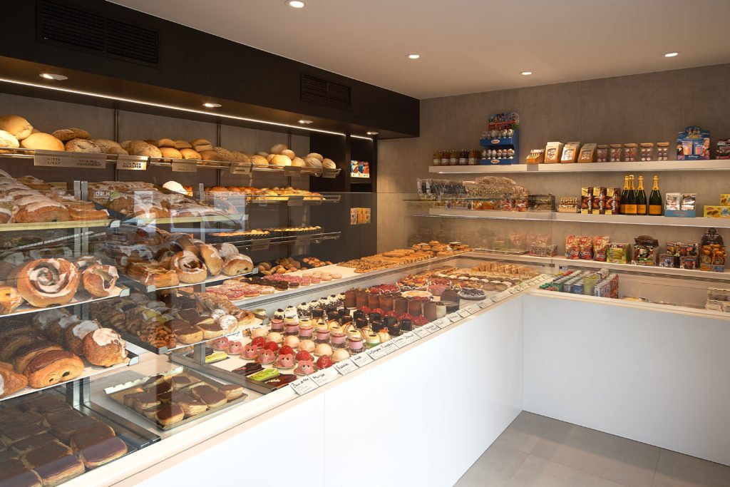 Wij snappen dat de bakkerij eens iets nieuws wil. René Boogers 06-53733619. info@reneboogers.info