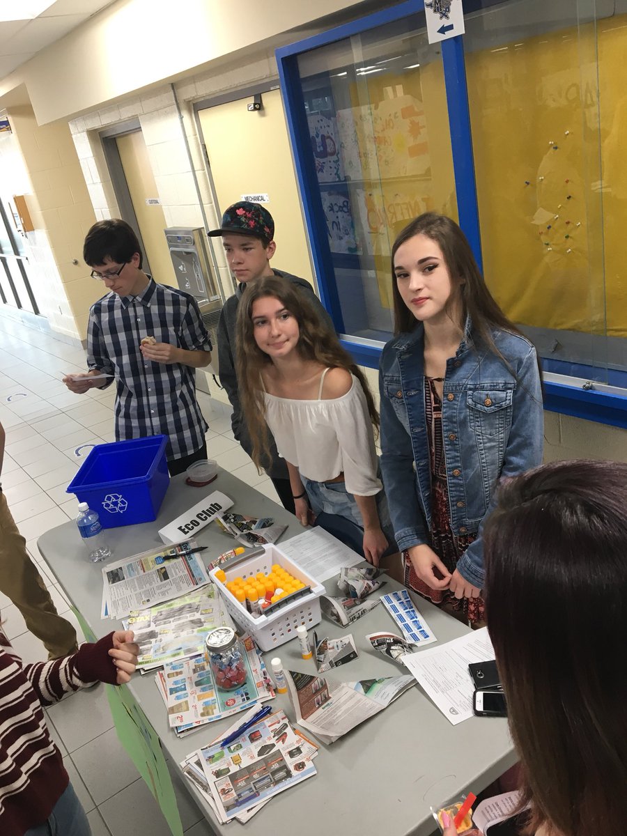 BCI_Library's tweet photo. Look at all of the awesome clubs, sports and activities @BCIVS has to offer! #SpiritFair #TrueBlueandGold #MustangPride https://t.co/8dsYfEpHvG