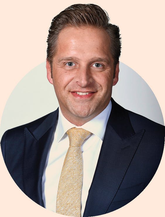 Zorg wordt duobaan, VVD zet weer een vrouw op verkeer fd.nl/economie-polit…