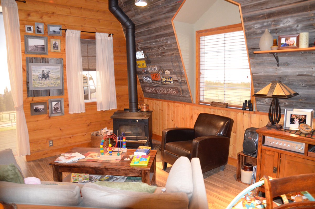 inside barn loft beam amber marshall on twitter inside barn loft beam amber marshall on twitter