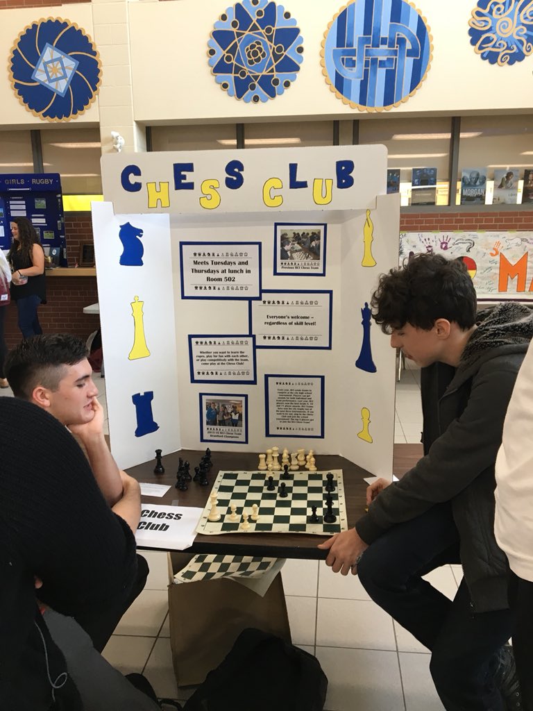 BCI_Library's tweet photo. So many awesome clubs for @BCIVS students #SpiritFair #MustangPride #TrueBlueandGold https://t.co/uvO0Lrt52B