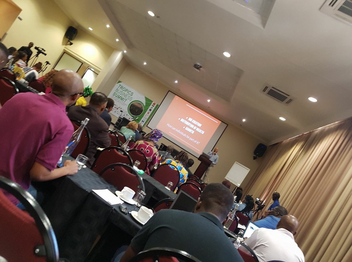 PaulinahSomo's tweet photo. Day 1 was a beautiful success! Long day but so worth it🙏🏾Onto the next day😅
#TropicsBusinessSummit2017 https://t.co/ukDWLKZ9mf