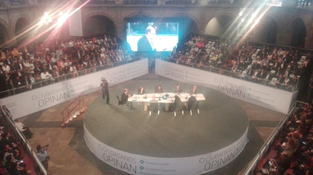 CJHF_AC_'s tweet photo. Seguimos en el foro #ciudadanosopinanmx @CiudadanosOpMX https://t.co/pwQEA51NuR