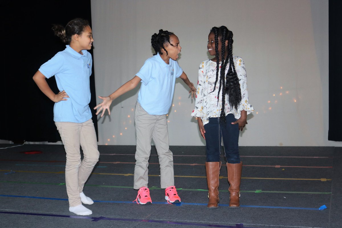 KIPPNO's tweet image. Actors are running lines, dancers are learning choreography, and set designers are busy creating props for KLP's big musical Dec. 7.  #KNOS