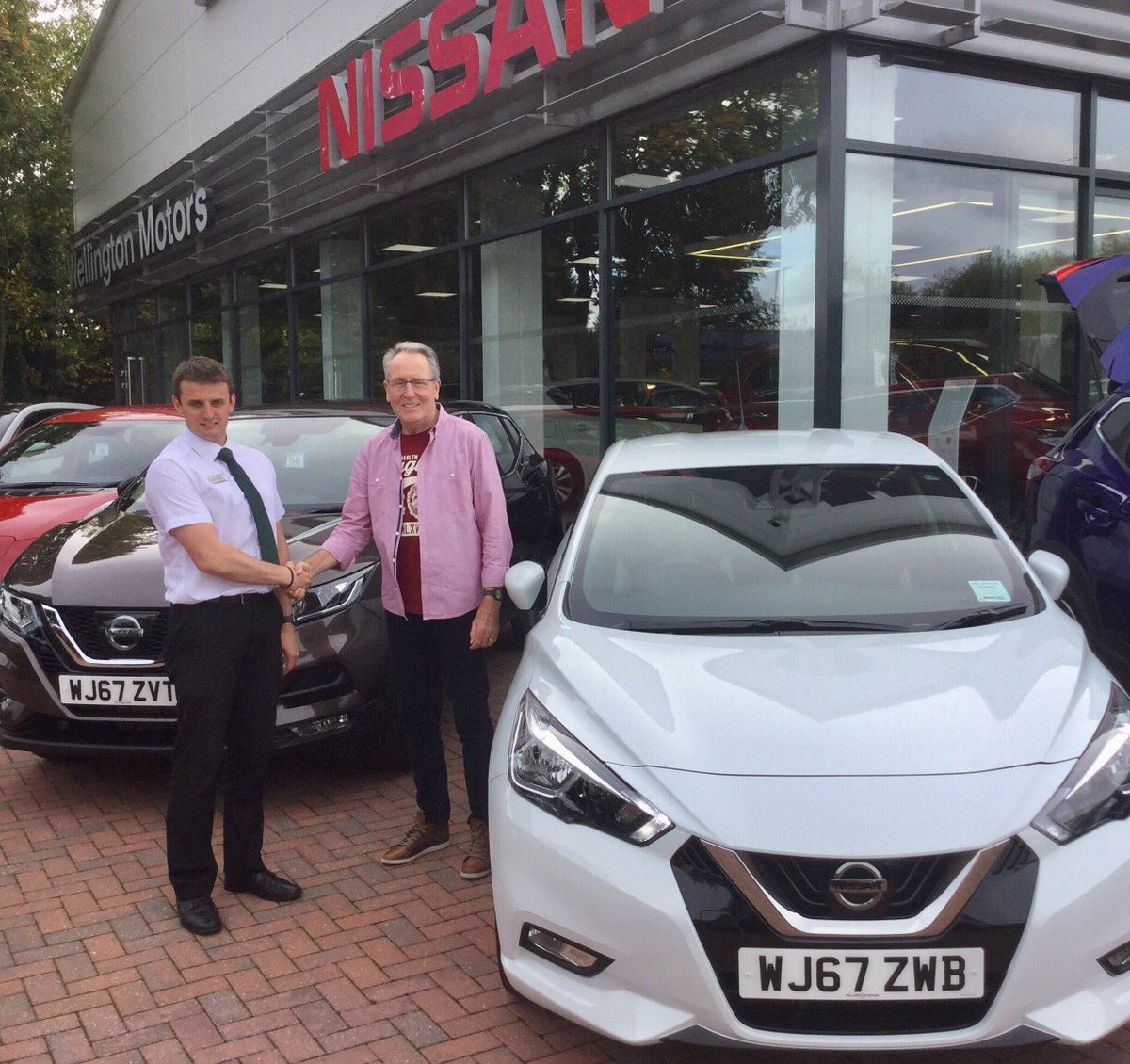 NissanSouthWest's tweet photo. @WellingtonNissa A big THANK YOU to you #67REG #HappyCustomers collecting their new #Nissan vehicles https://t.co/FeksOJPuQC #newcar https://t.co/2rNdlvNGab