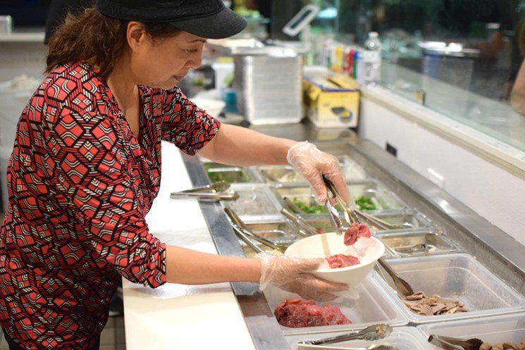 5 trusty new cheap eats in Houston. houstonpress.com/restaurants/ho…