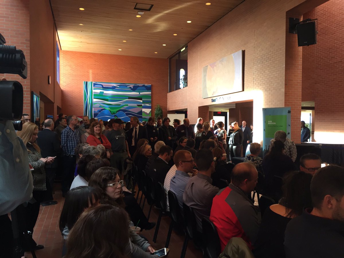 Full house @RedDeerCollege for major construction announcement.