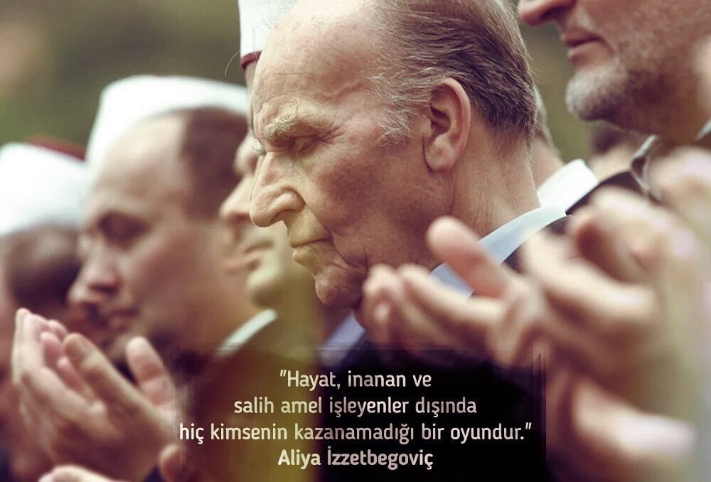 izakyol's tweet photo. Aliya İzzetbegoviç hakkında rahmet mesajları yazan bazıları merhumun insanî ve siyasî ahlâkından biraz olsun nasiplense iyiydi https://t.co/N5pNrRPJOD