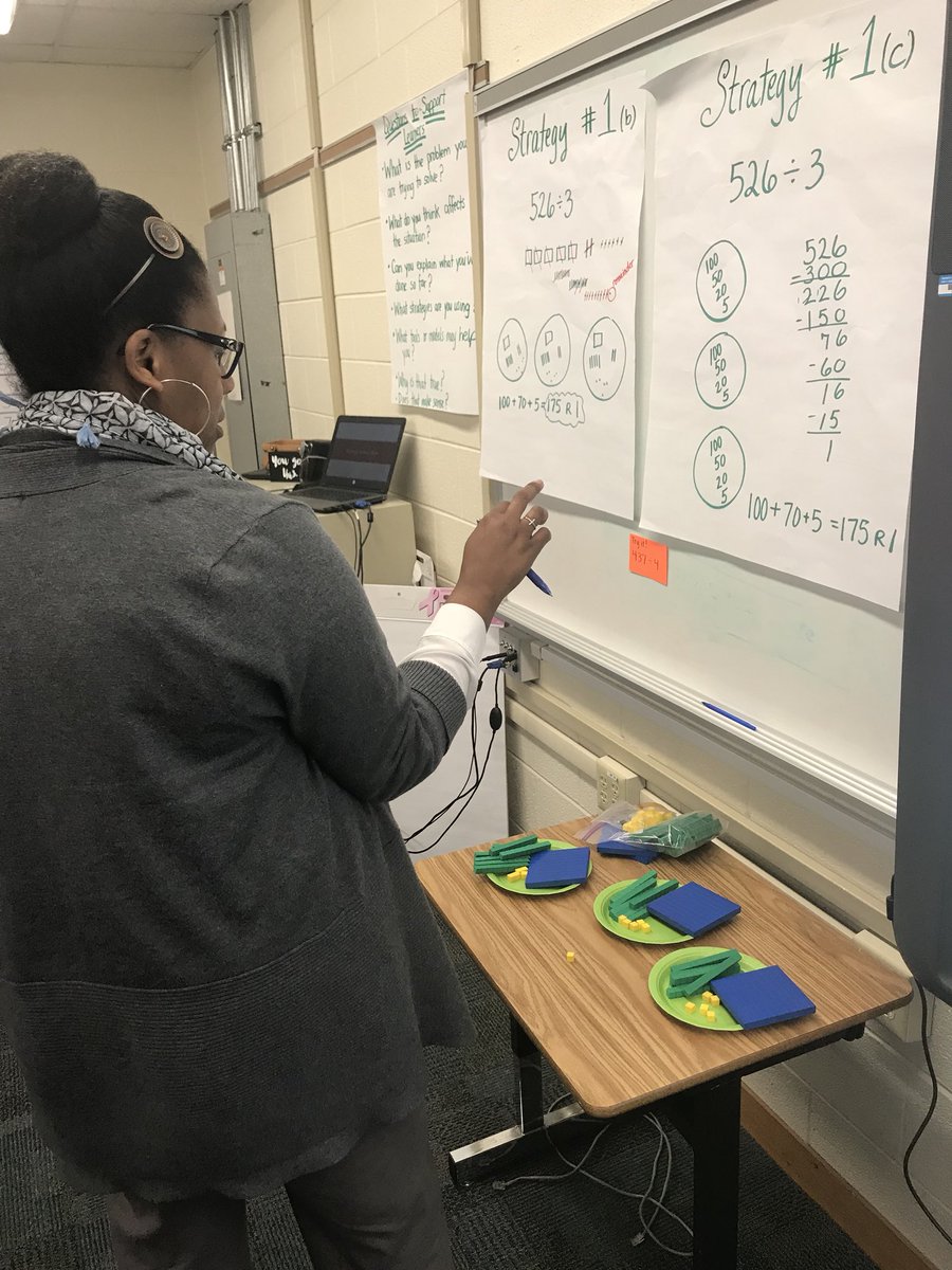 MelanieDelah's tweet image. 4th gr Ts exploring many division strategies. #FlexibilityIsKey