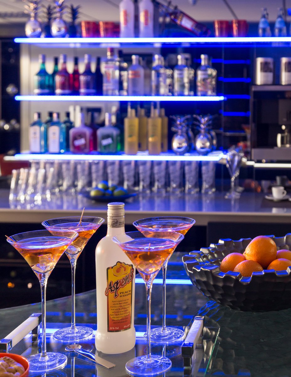 Can't see much tonic in our #Showroombar and just 2 bottles of #Gin #internationalginandtonicday ow.ly/rUaD30fZJhf