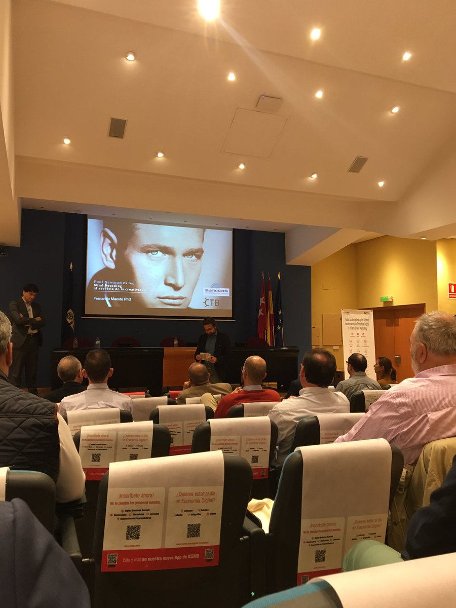 VictoriaRedond's tweet photo. En @icemd la apuesta es la Innovación, la tecnología y el impacto de la ciencia para dar soluciones @benayas #MindDecoding https://t.co/ImgEsPcZlF