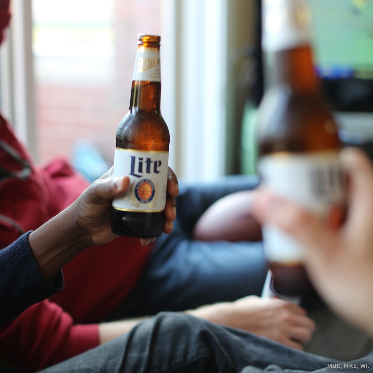 MillerLite's tweet photo. Anytime is the perfect time for another round of Miller Lite. https://t.co/FnlPayhvbH