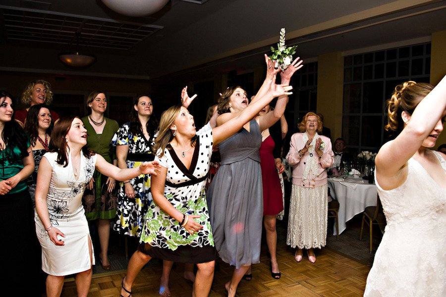 Looking for some inspiration for your reception playlist? Check this out: bit.ly/2xRfStE #top50 #bouquettoss #djlife