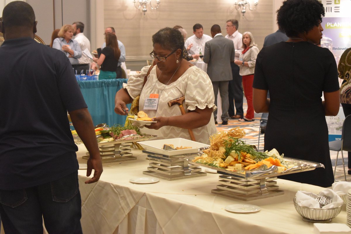 FLRedevel's tweet photo. Day two of #FRA2017 is underway! Check out a few of yesterday's highlights from the exhibit hall and reception. https://t.co/sFXrtaRGo1