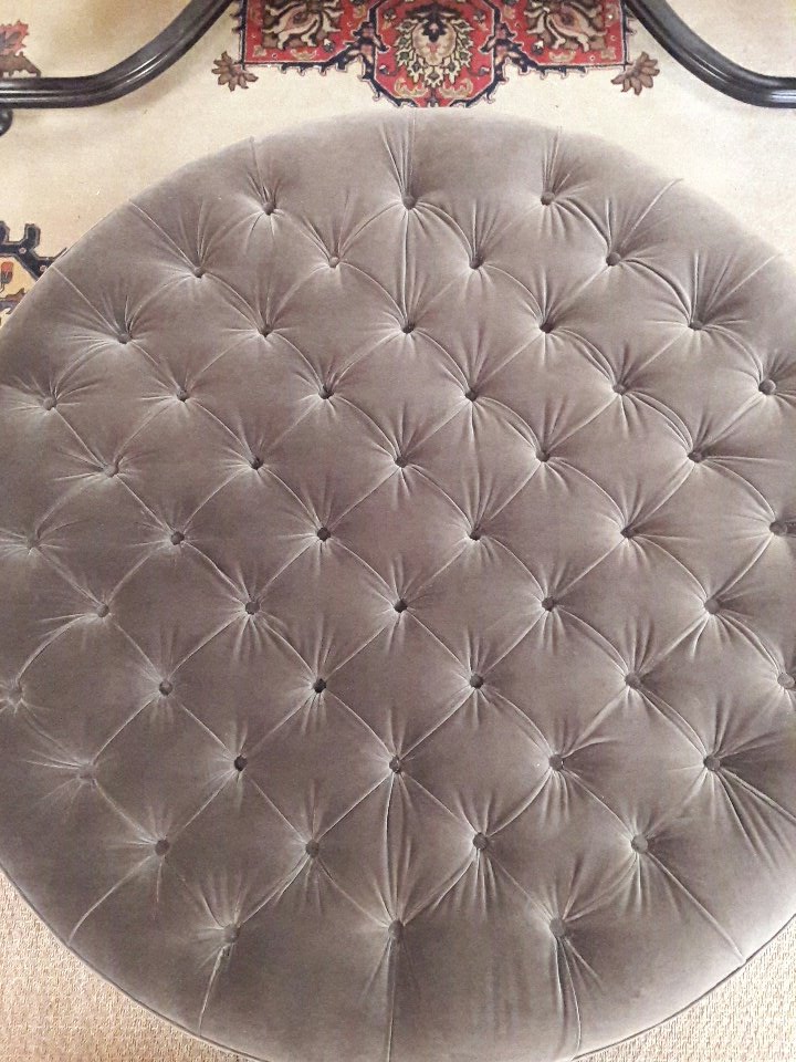 theoddchairco's tweet photo. All of the deep buttoning shown here on our Kensington Ottoman is hand sewn by our talented craftsmen #dedicationtodetail #handmade #ottoman https://t.co/cUAWzB18PA