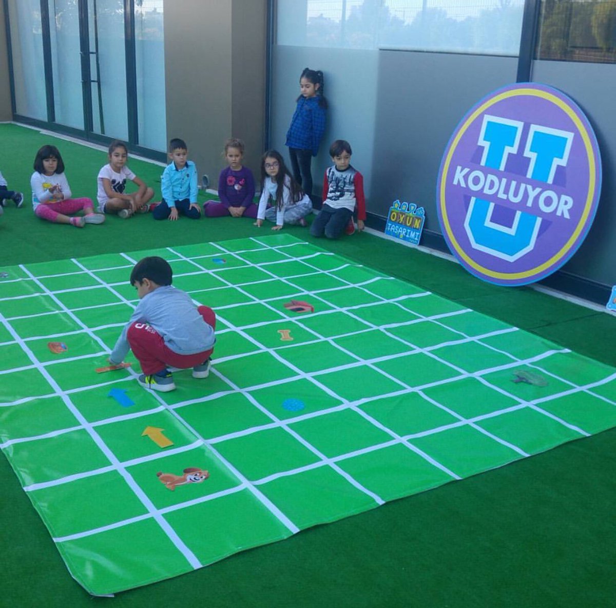 UgurKodluyor's tweet image. Avrupa kod haftası kapsamında Uğurlu öğrenciler U Code Week kodlama etkinliklerini gerçekleştiriyor #europecodeweek #Ucodeweek #ugurkodluyor