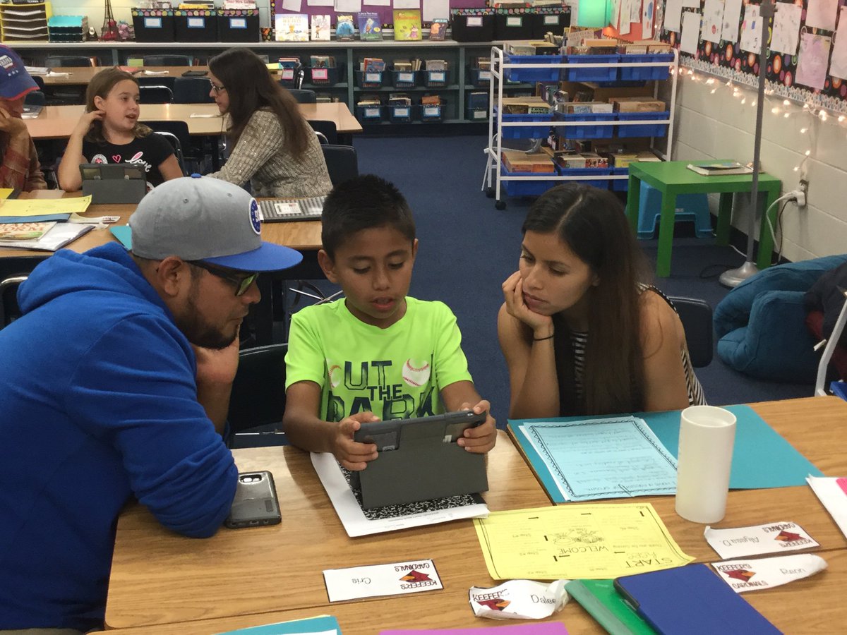 juliekeefer's tweet photo. Fourth grade student led conferences were a success! https://t.co/ct5qlIpj97