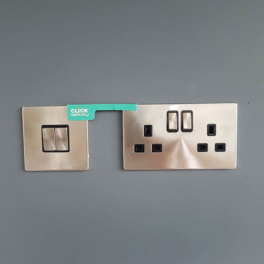 ClickScolmore's tweet photo. Recent install of our Definity screw less range by @mdserviceshull #install #scolmore #definity #socket #electrician https://t.co/Vbtbuk2pn7