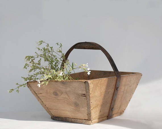 B_LeDilly's tweet photo. https://t.co/OiKNpa5EAn
Wood Basket, Farmhouse decor wooden basket, French country kitchen, Rustic storage, Laundry decor. https://t.co/5DZbYOmCty
