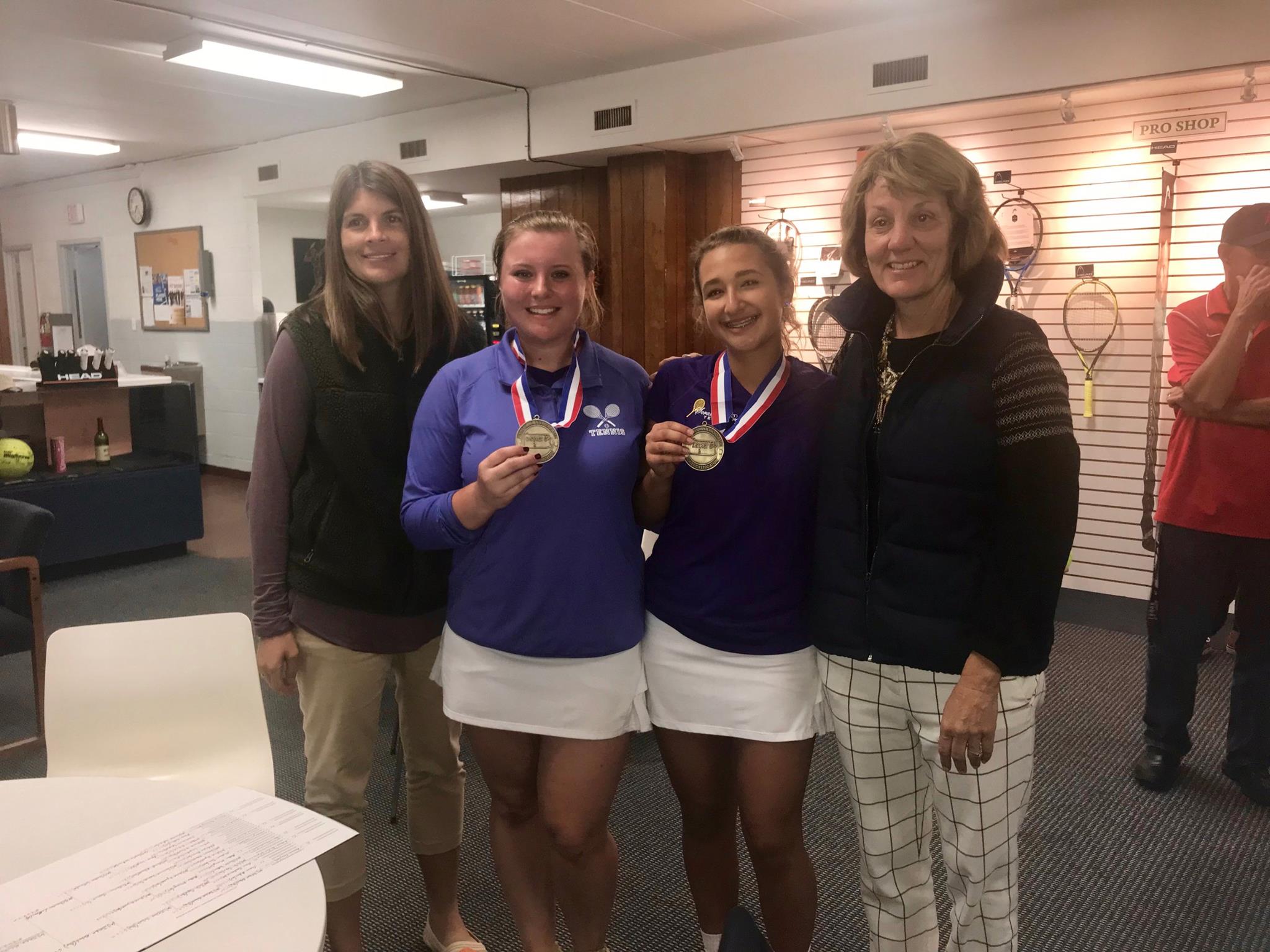 Scranton Prep on X: Congratulations Gabi Jakubek and Carly Habeeb! These  ladies claimed the District 2 Class A doubles🎾gold medal! #PrepAthletics  #WayToGo🥇 t.coskr2B9jAfH  X