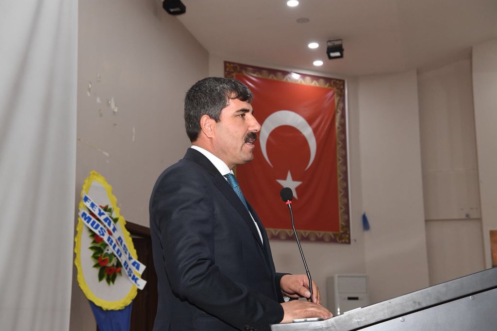 Feyat_ASYA's tweet photo. Millete hizmet yolunda gecesini gündüzüne katan muhtarlarımızın  Günü Valiliğimiz ile birlikte gün vesilesiyle bir program gerçekleştirdik. https://t.co/zU0FXUkAM5