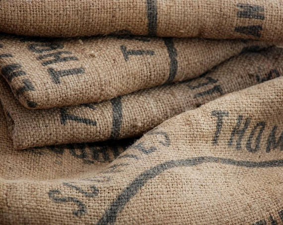 B_LeDilly's tweet photo. https://t.co/5Iz6WHTppk

Hessian grain sack, Upholstery fabric, French farmhouse decor, Farmhouse antiques, A set of four sacks https://t.co/5kRfoP5I19